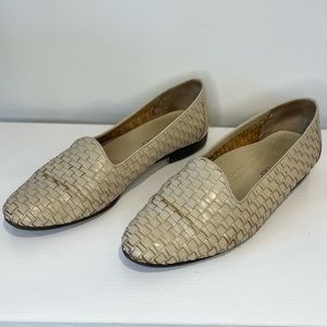 Trotters neutral tone woven flat 9.5 M